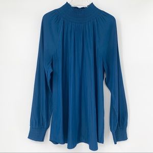 CHICOS 2 blue high-neck pleated blouse